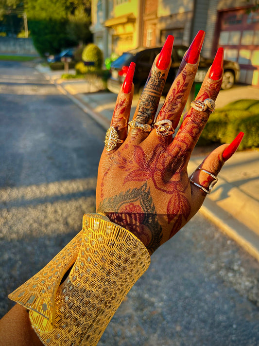 Gold “cuff it” bracelet